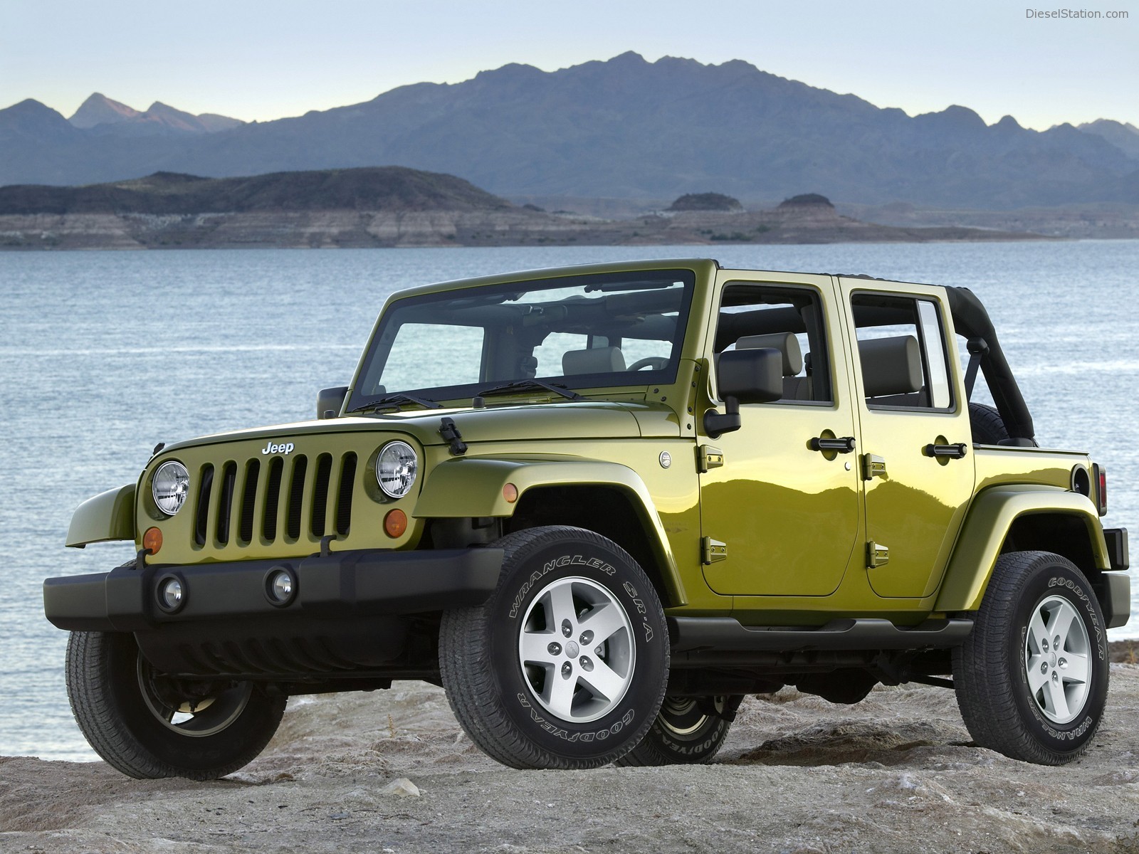 Jeep Wrangler Unlimited 4 Door (2007)
